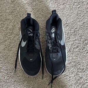 Nike Men's Black and White basketball shoes